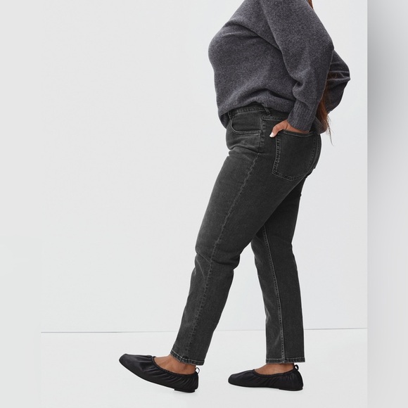 Everlane The Curvy Cheeky Straight Jean in Washed Black - Size 25 - Picture 4 of 7